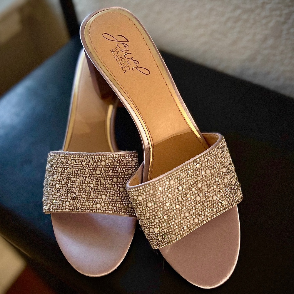 Badgley Mischka Jewel Austrian Crystal & Pearl Satin Slides Open Toe Sz 7.5 NEW